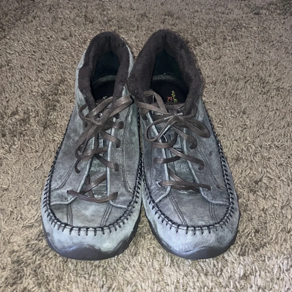 Skechers good preloved
